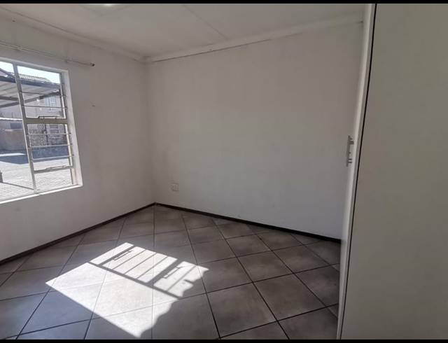 2 BEDROOM SIMPLEX FOR SALE IN ALBERTSDAL